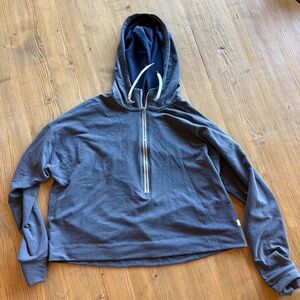 Vuori Performance Hoodie - Half Zip - Large - Blue